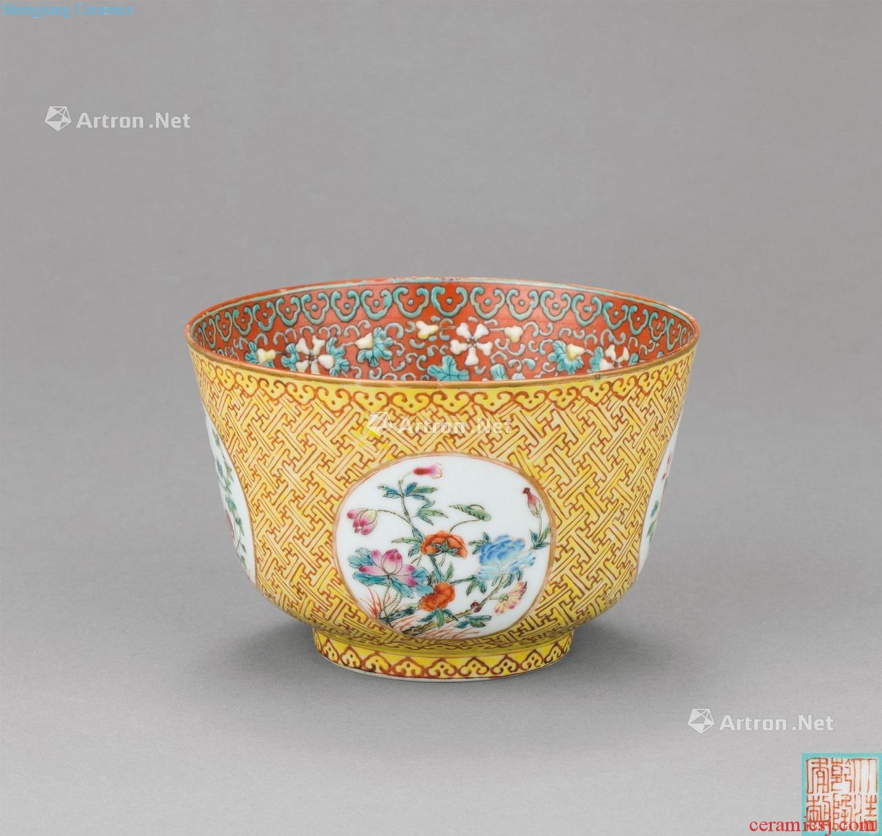 Qing qianlong to pastel yellow ten thousand generation green-splashed bowls