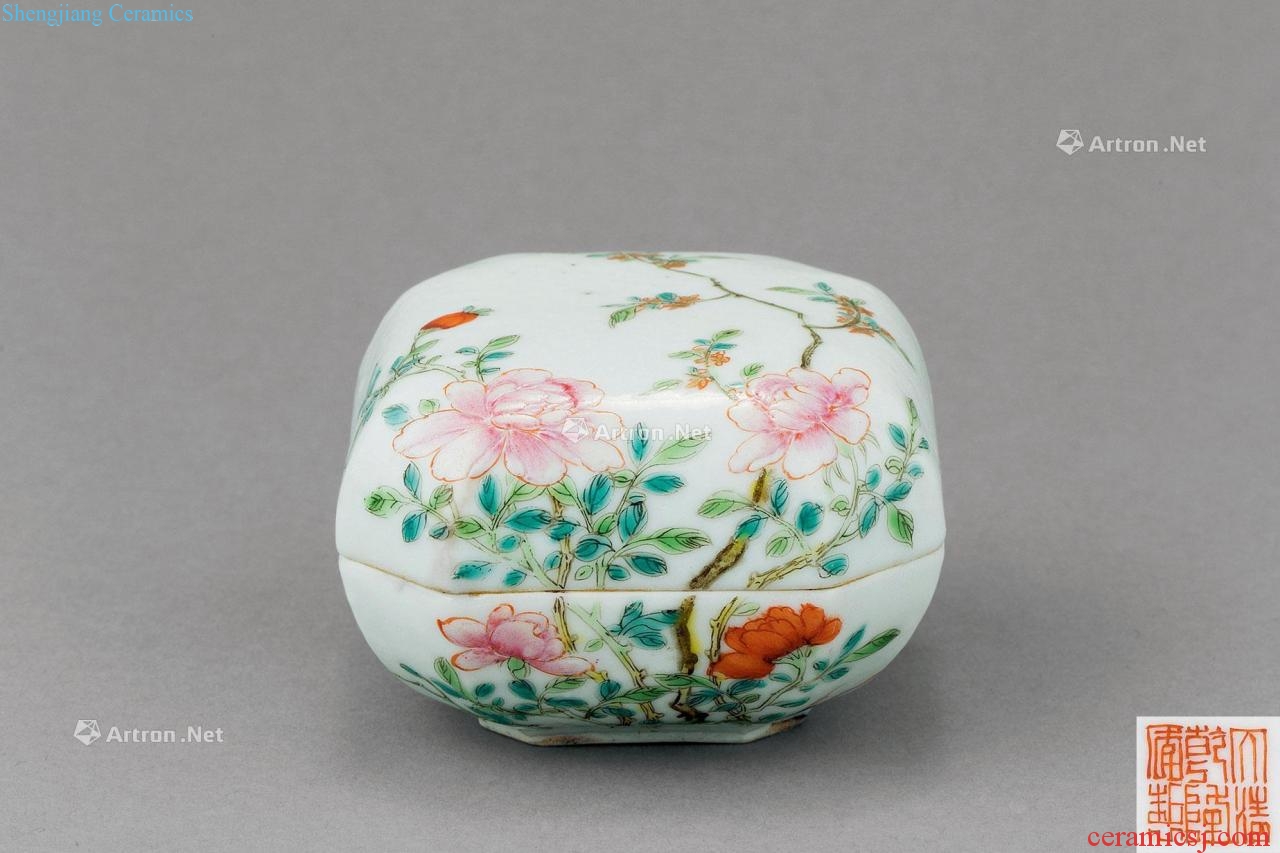 Pastel flowers in the qing dynasty grain octagon incense boxes