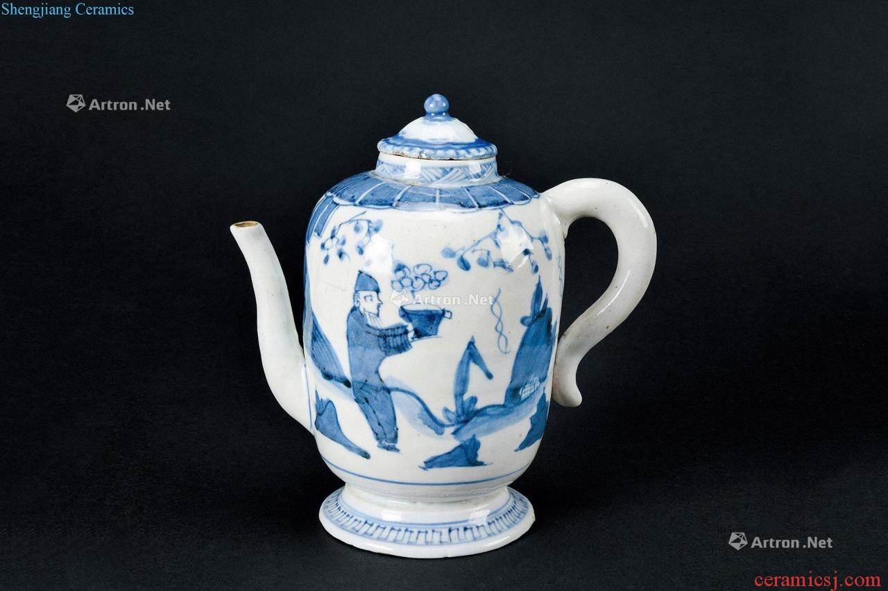 In the qing dynasty Blue and white lines ewer characters