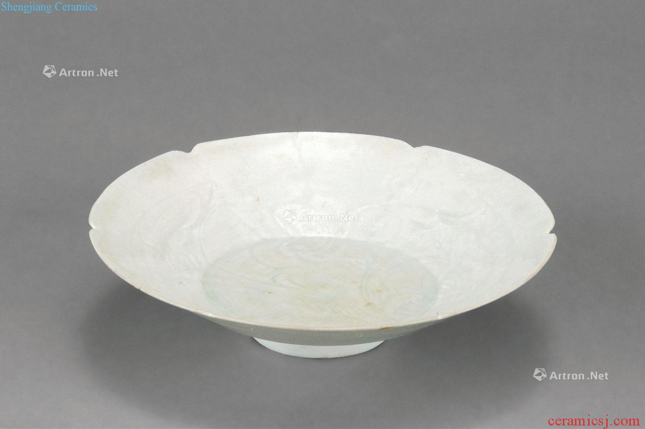Song dynasty green flower grain flower mouth tray