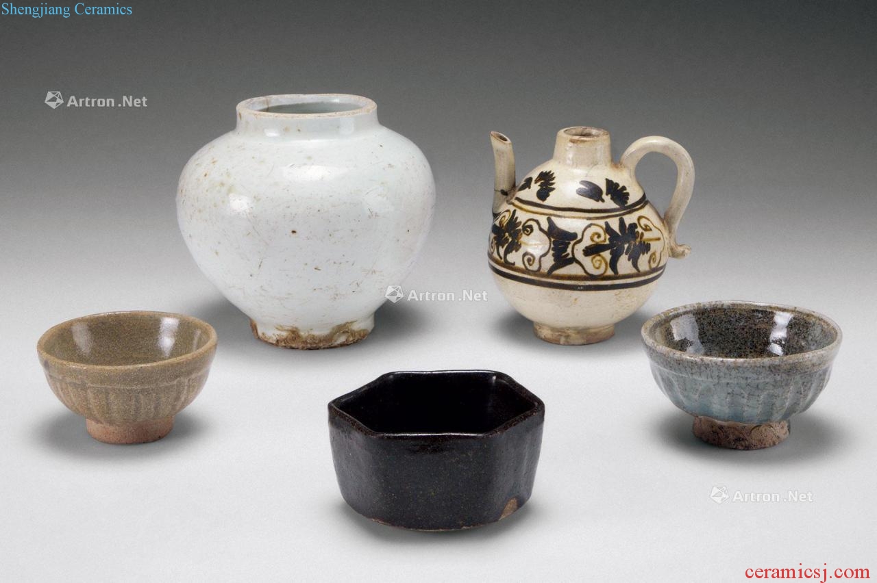The song dynasty magnetic state kiln pear-shaped ewer Shadow blue pot Brown glaze hexagon cup Celadon cup (a group of five pieces)