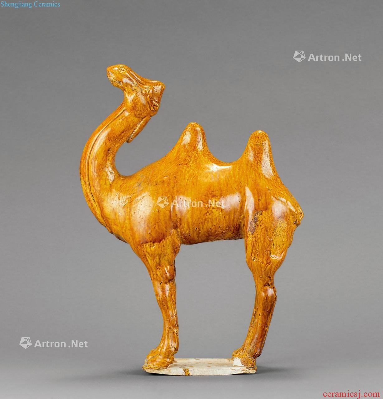 The tang dynasty Yellow glaze camel furnishing articles