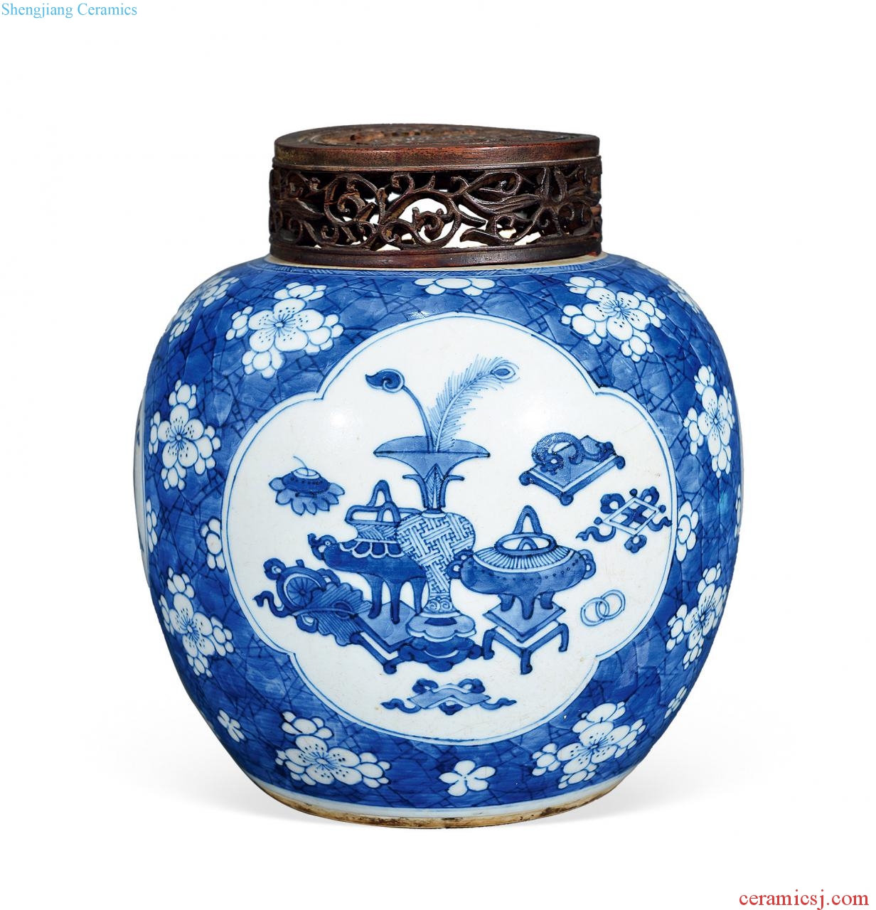 The qing emperor kangxi Blue and white ice plum medallion antique cans