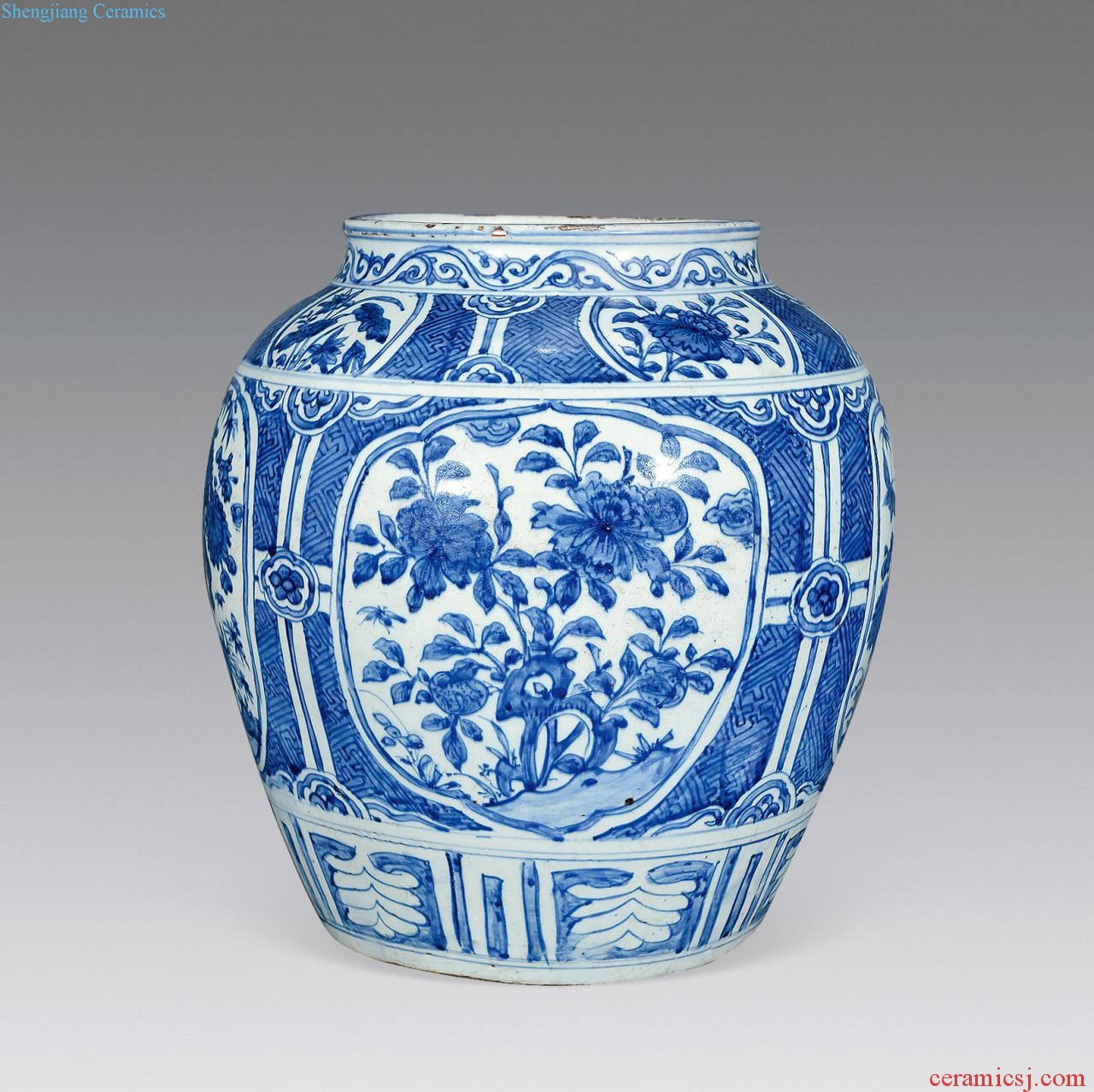 Ming Blue and white flower pot medallion