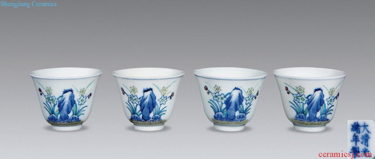 Qing guangxu Blue and white decorated god fights cup