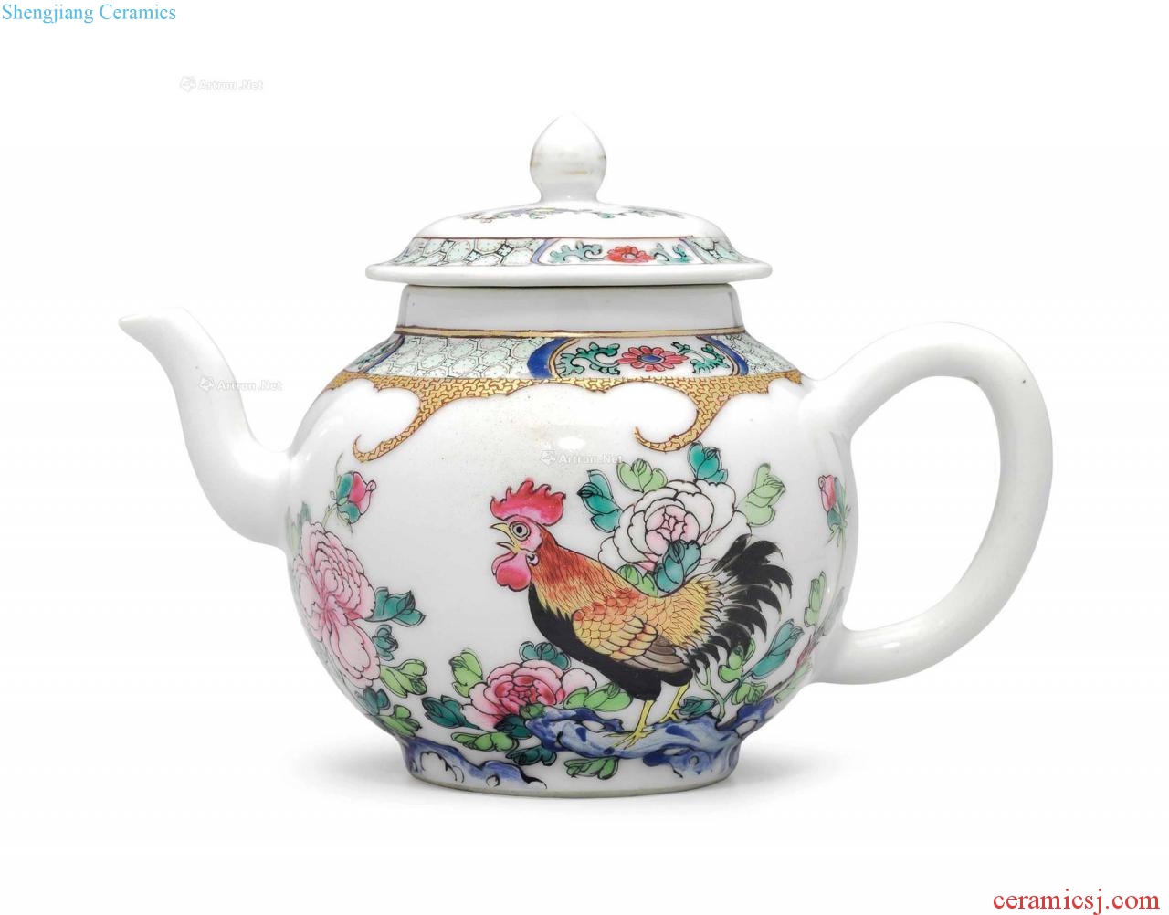 Yongzheng period, 1723-35 years A FAMILLE ROSE COCKEREL TEAPOT AND COVER
