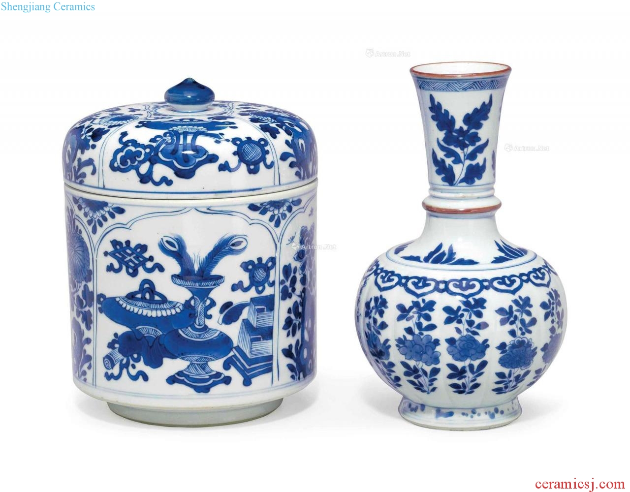 Kangxi period, 1662-1722 - A BLUE AND WHITE JAR AND COVER the AND VASE