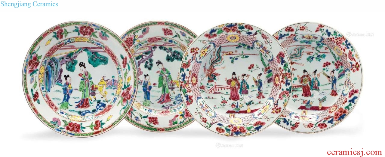 Qianlong period, 1735-1735, TWO PAIRS OF FAMILLE ROSE PLATES WITH GARDEN SCENES