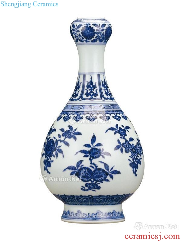 Mid qing Blue and white flowers and grain garlic bottle (a)