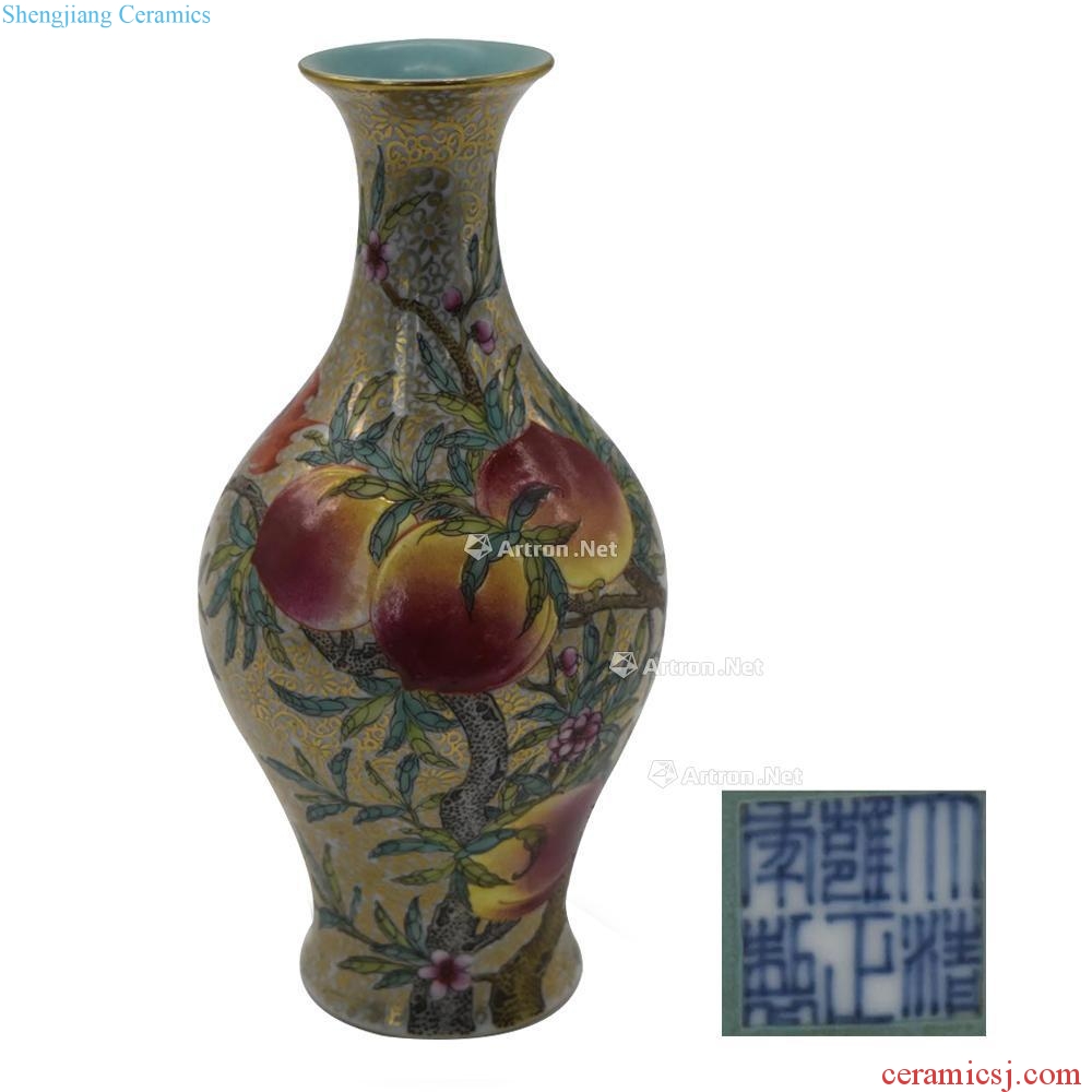 In the qing dynasty Turquoise glazed colour the eight lines peach olive jar (a)