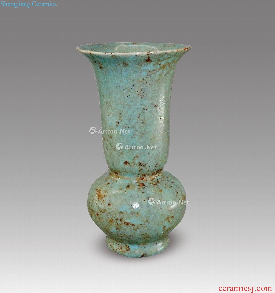 In late song dynasty flower vase with a bottle