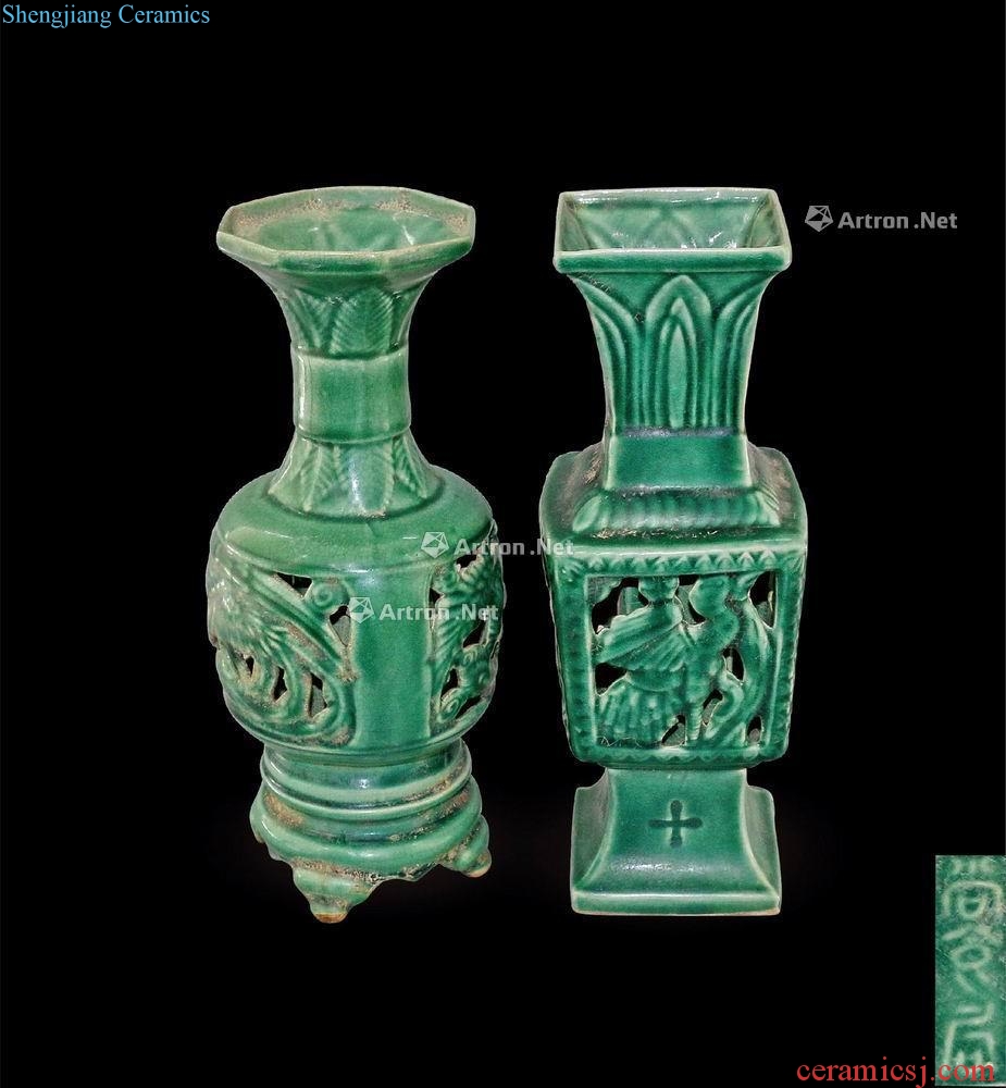 Northern song dynasty green glazed hollow out double bottle (a)