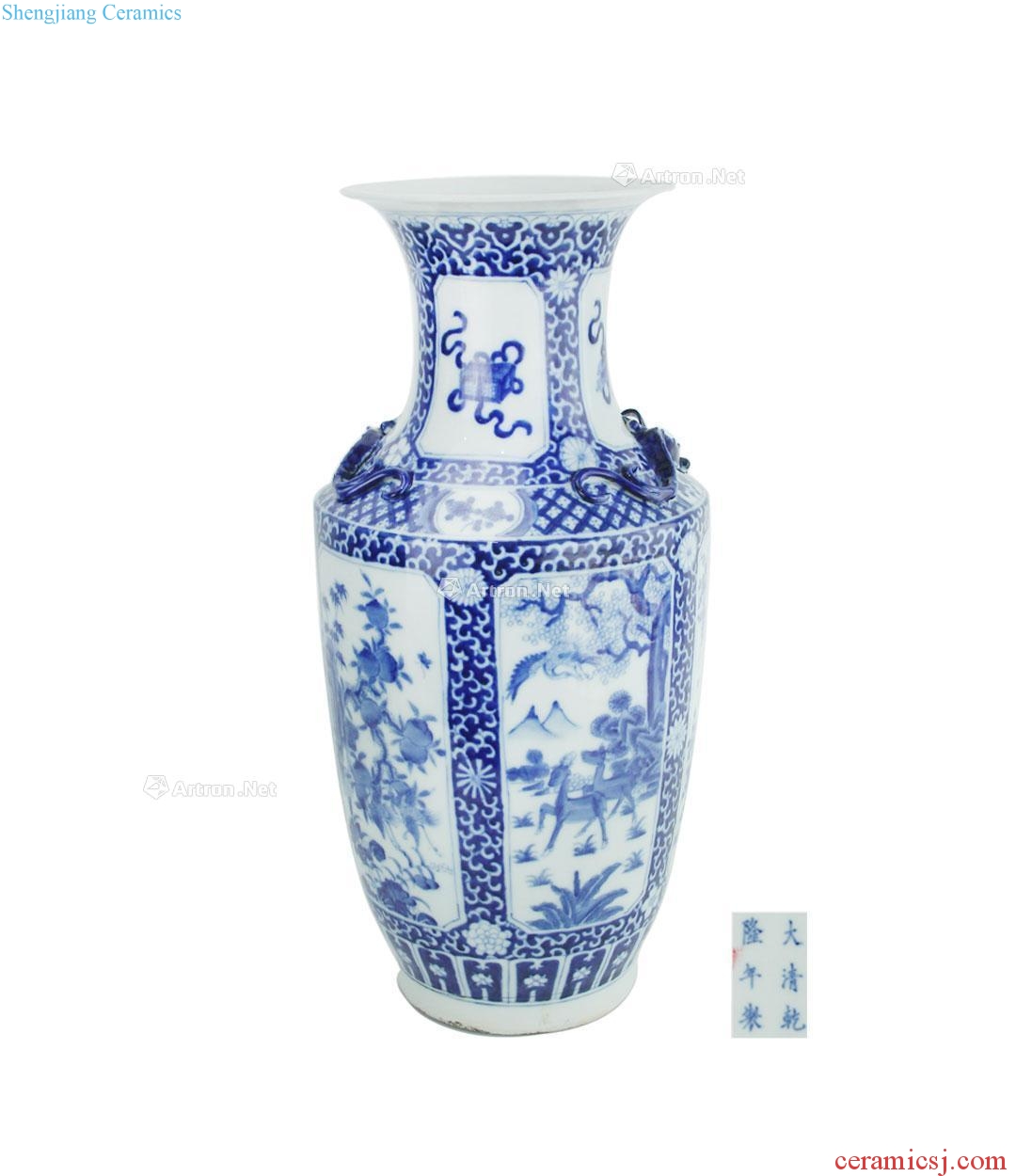 Qianlong blue-and-white medallion flower character lines panlong bottles
