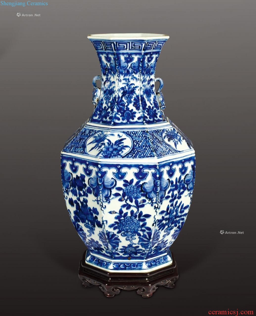 Qing daoguang Blue and white fold branch flowers and grain vase even wood