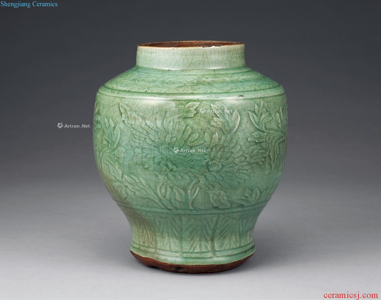 Ming qing porcelain jar