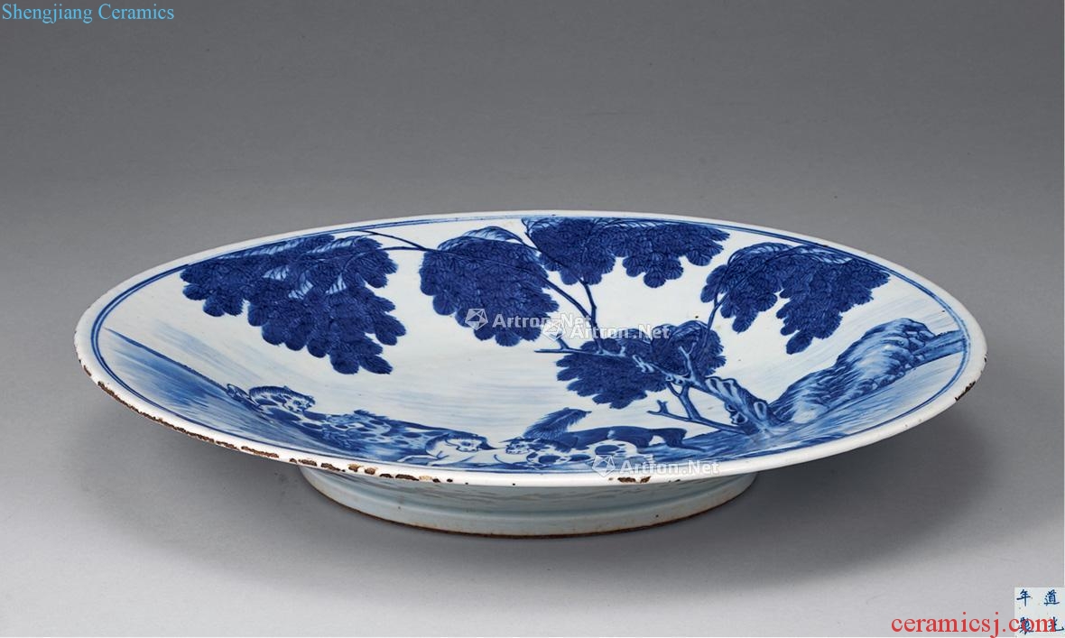 Qing dynasty blue and white horse pattern plate
