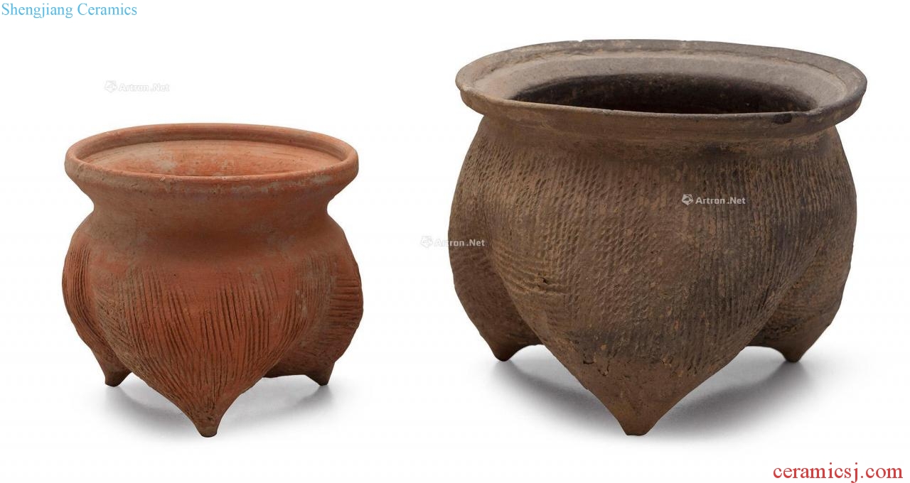 The western zhou dynasty pottery by (two)