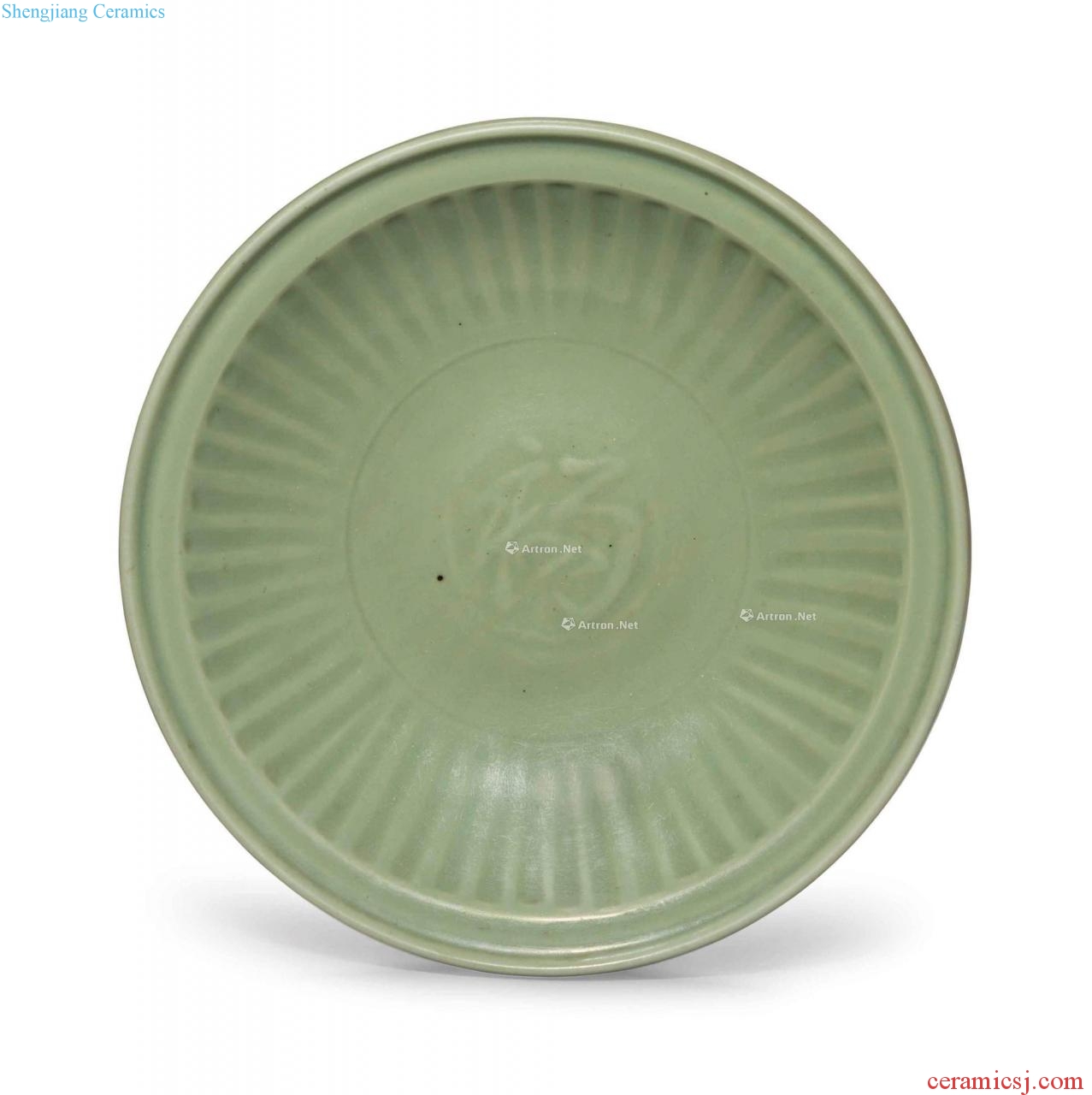 In the Ming dynasty, in the 15th century A LARGE LONGQUAN CELADON CARVED DISH