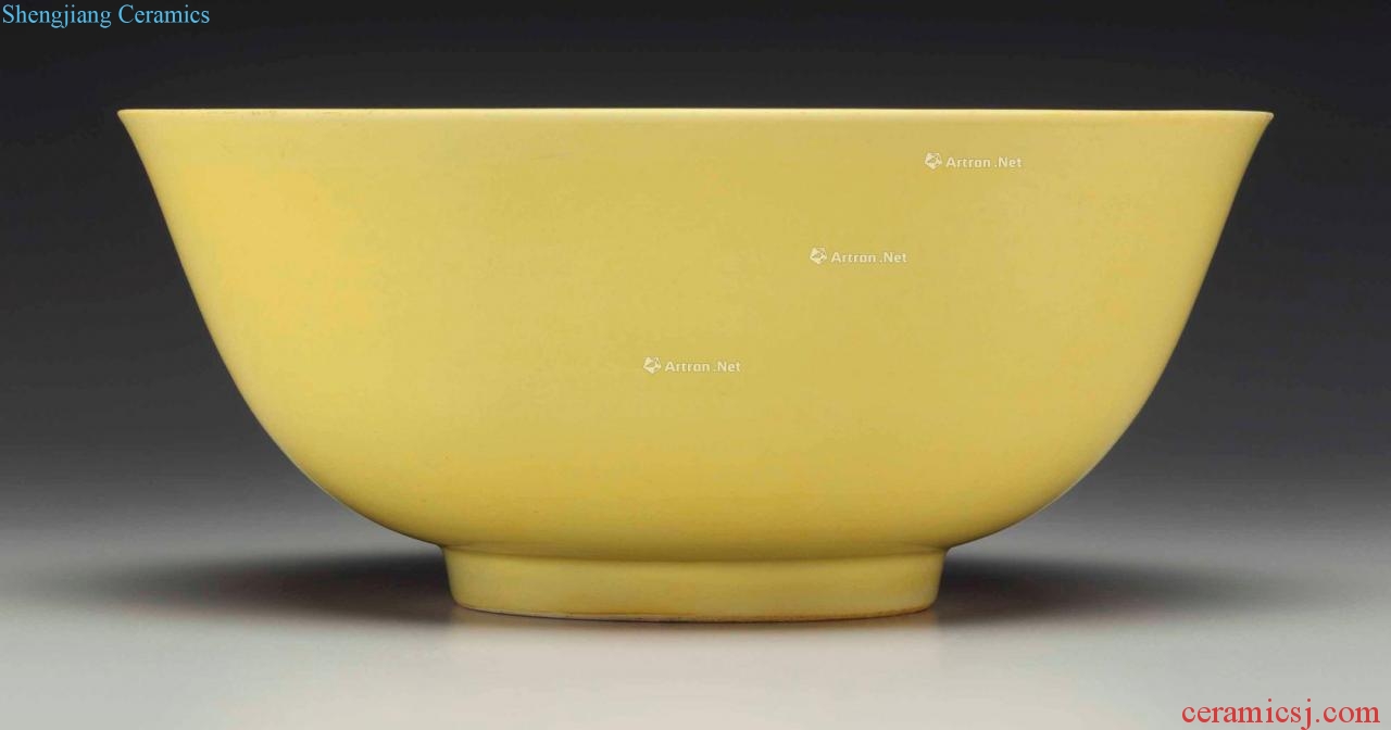 Hongzhi (1488-1505), AN IMPERIAL YELLOW - GLAZED BOWL