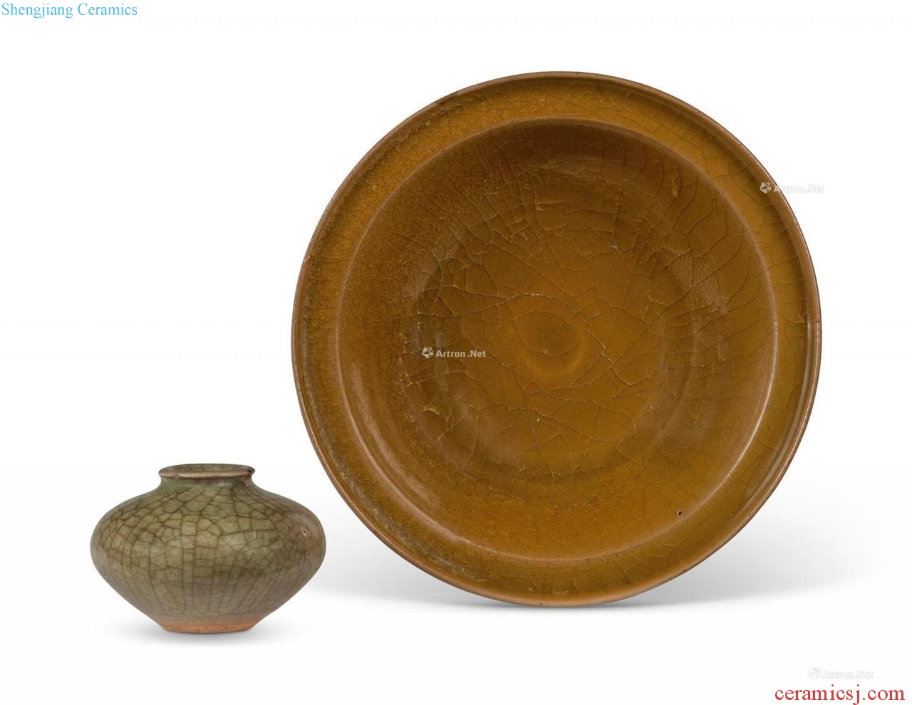Song brown glaze plate and imitation elder brother glaze tanks (a set of two)
