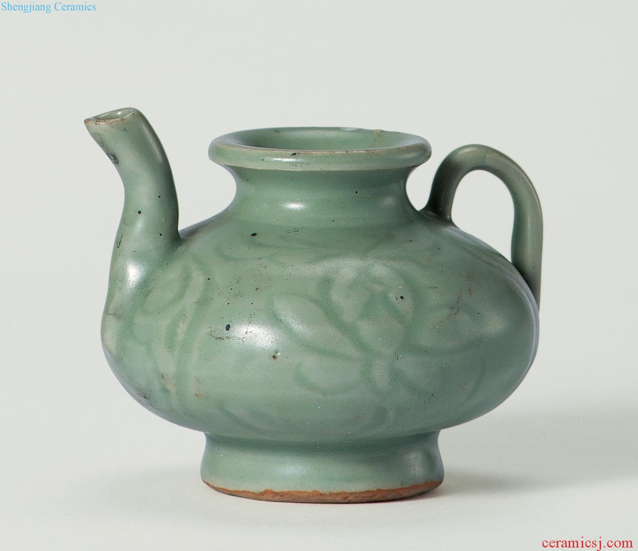 yuan Longquan celadon glaze cut flower grain small ewer