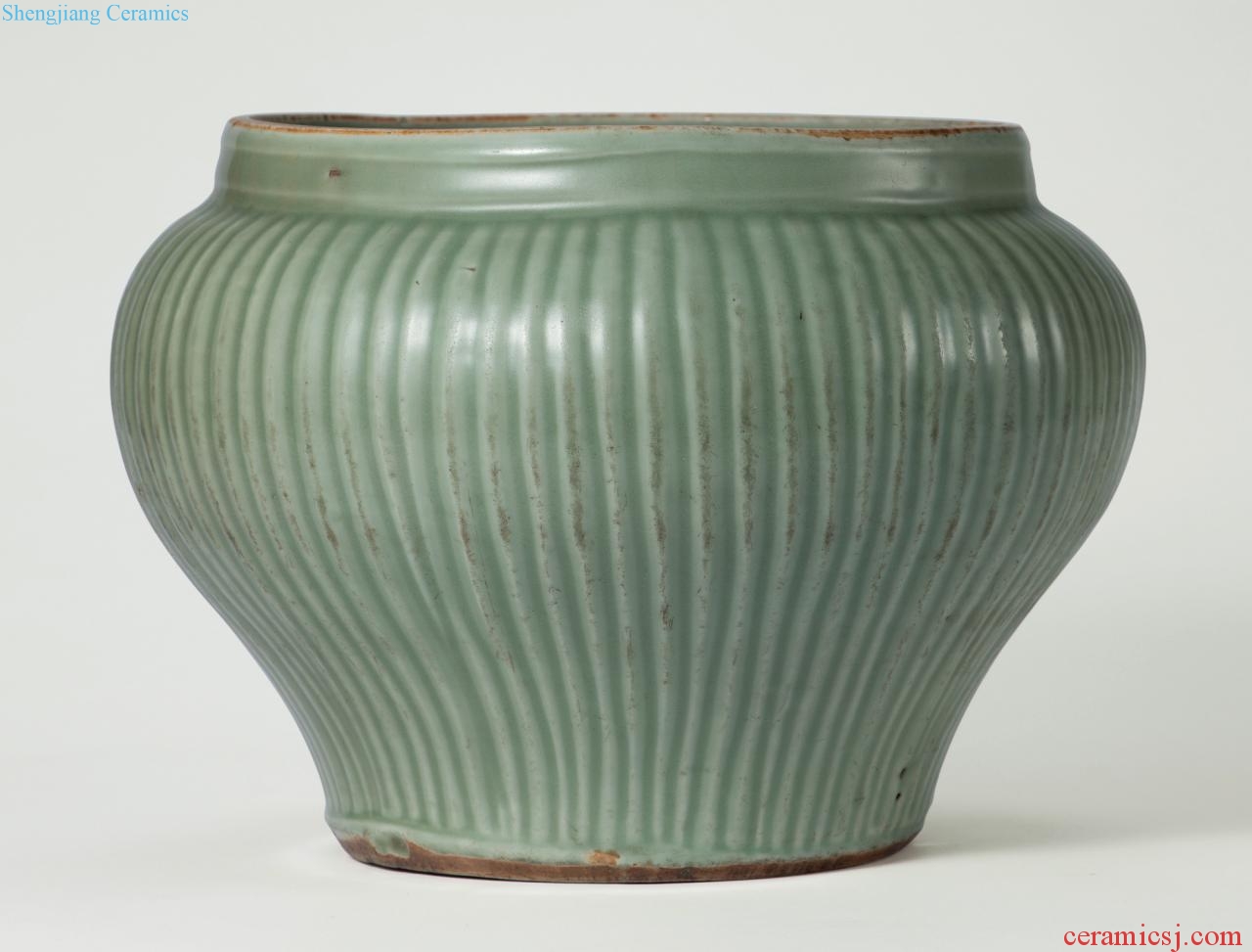 Yuan/Ming Longquan celadon glaze bowstring grain tank