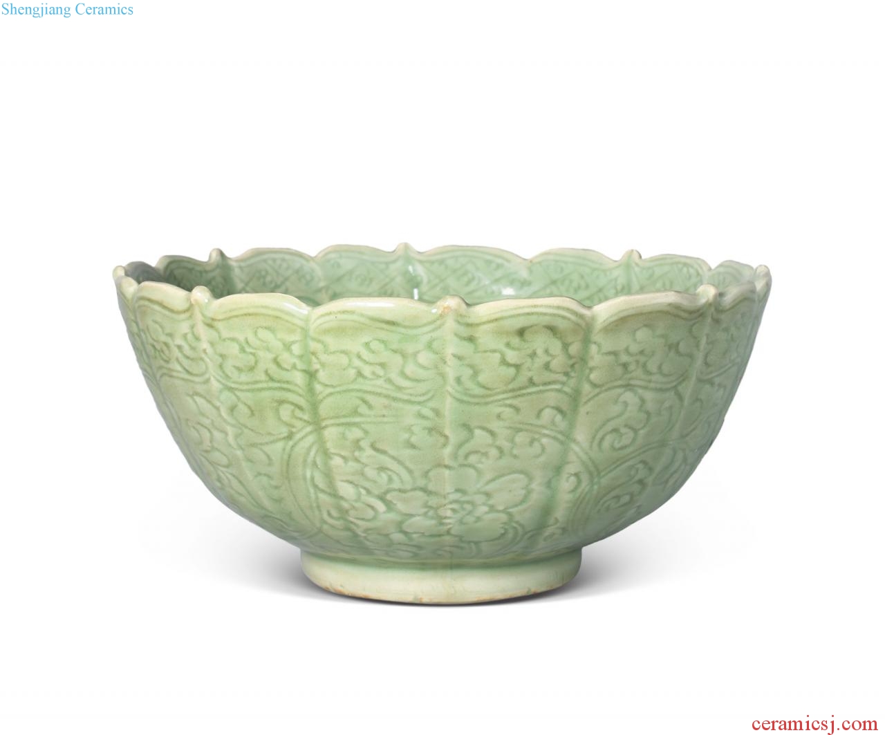 Ming yongle Longquan celadon carved flowers around branches grain flower mouth big bowl