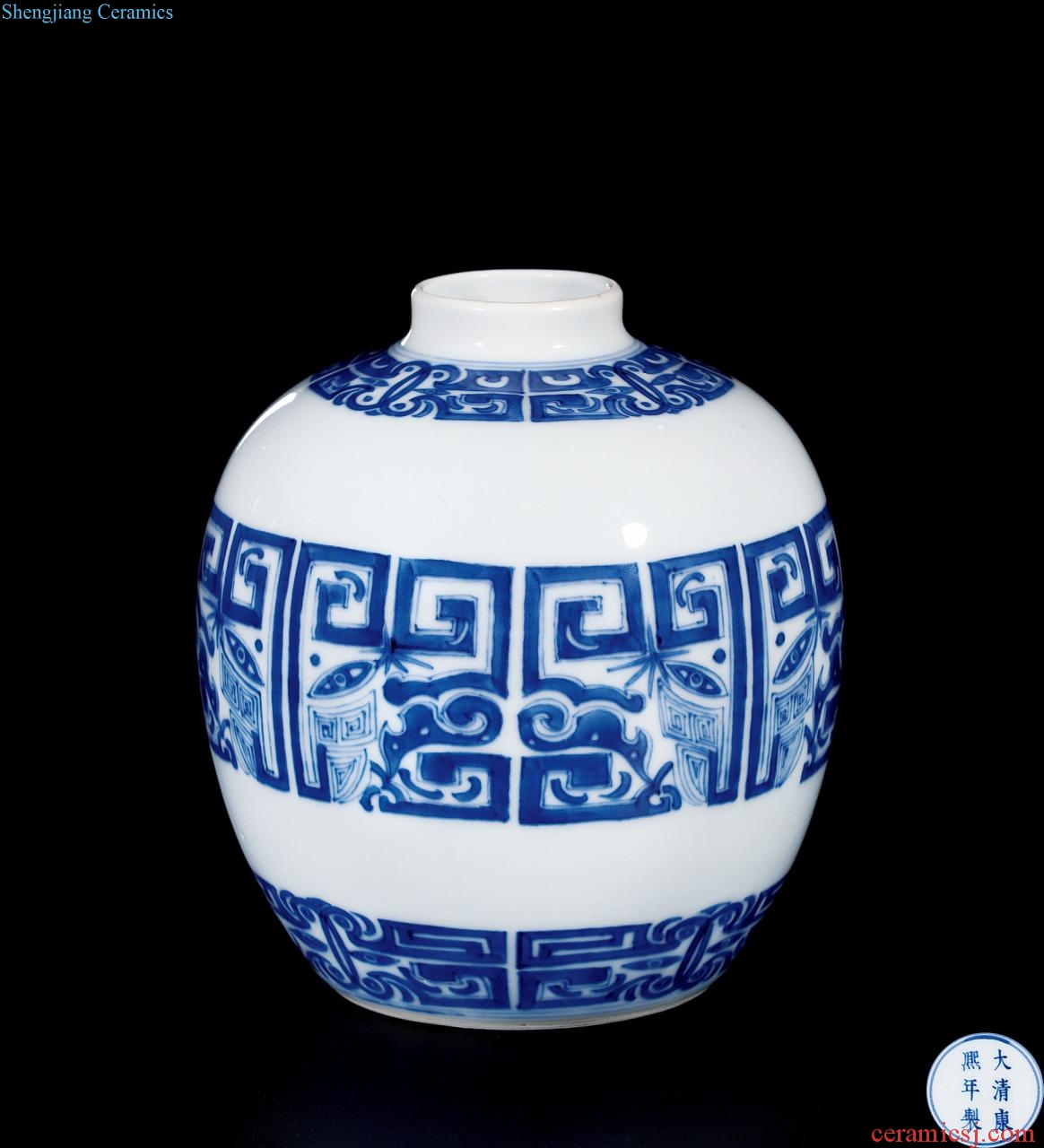 The qing emperor kangxi porcelain gluttonous grain canister