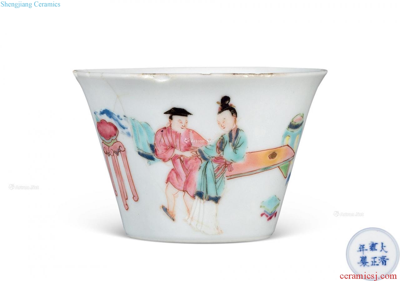 Qing yongzheng pastel character lines horseshoe cup