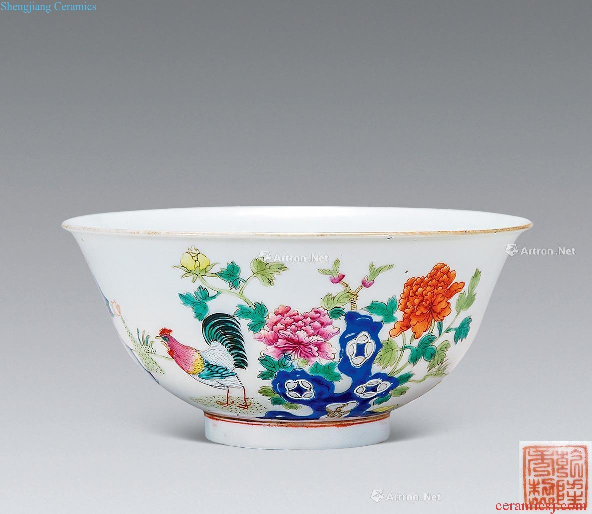 In the qing dynasty Blue and white color royal poetry bowl