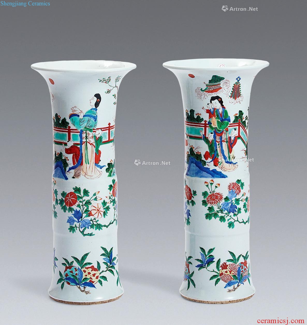 guangxu Flower vase with colorful characters (a)