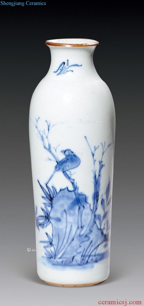 In the 17th century Blue and white flower on grain tube bottles
