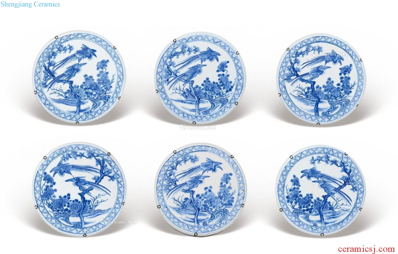 qing Blue and white flower on grain round porcelain plate (6)