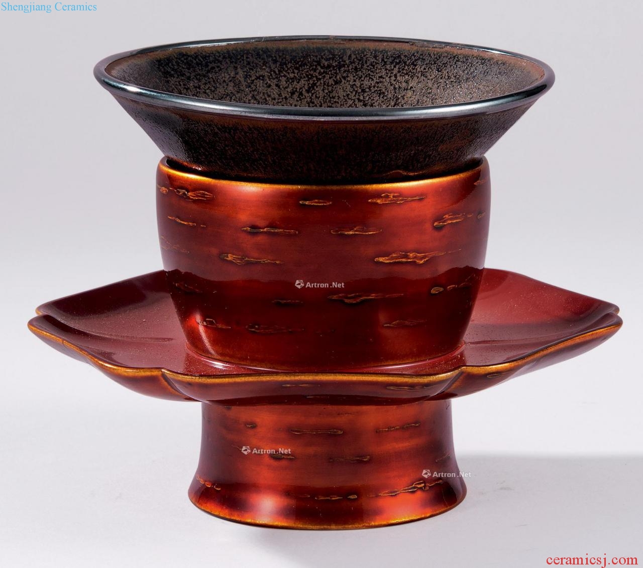 The song dynasty. Ming tea to build kilns, Red mouth QiKui saucer