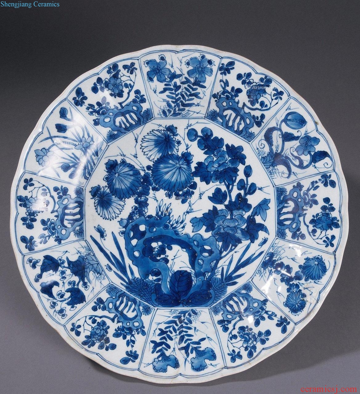 Qing dynasty blue and white flower grain market