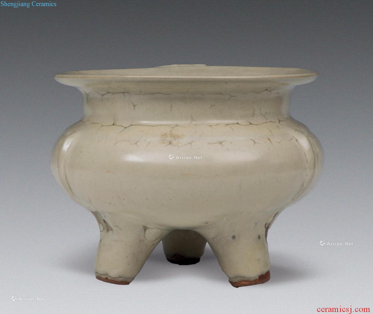 The southern song dynasty longquan by furnace