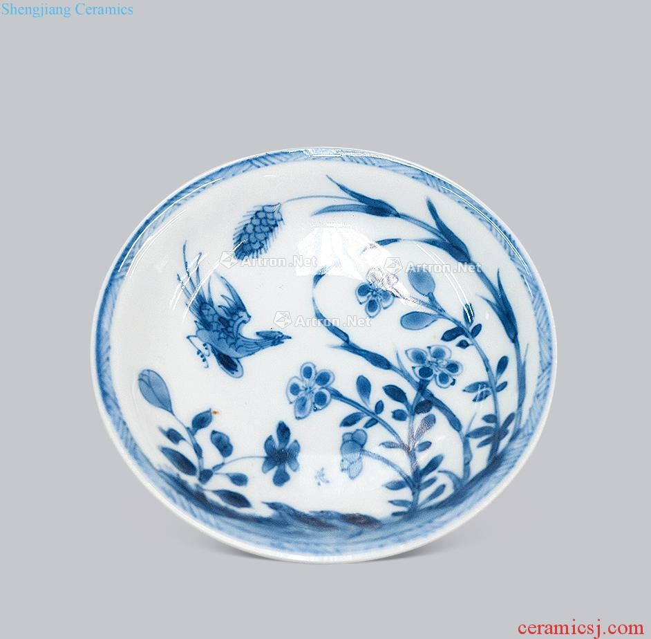 The qing emperor kangxi Blue and white flower disc