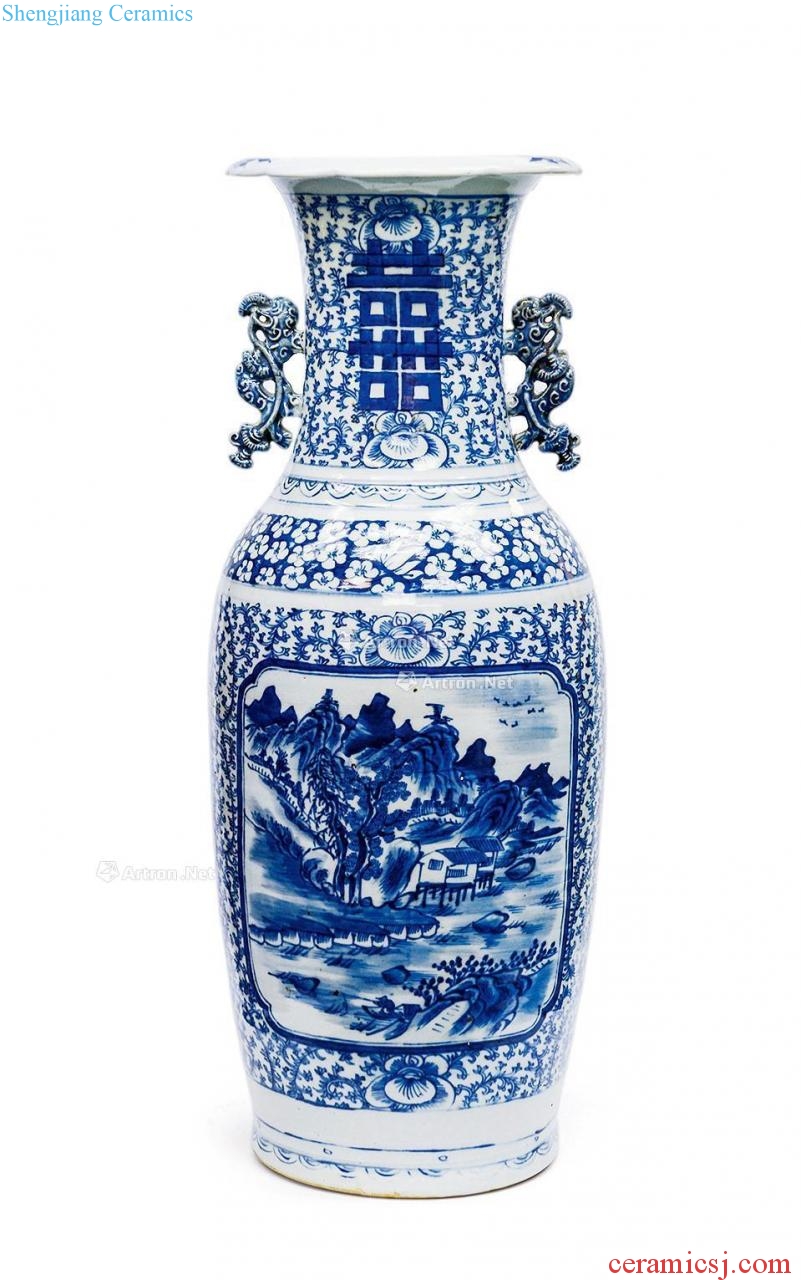 Qing porcelain medallion with the landscape pattern