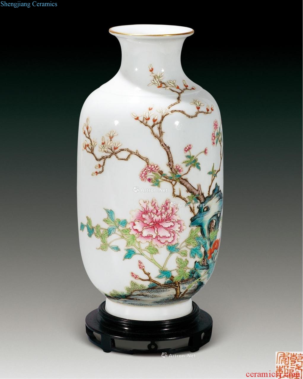 Qing qianlong pastel hole stone flower lantern