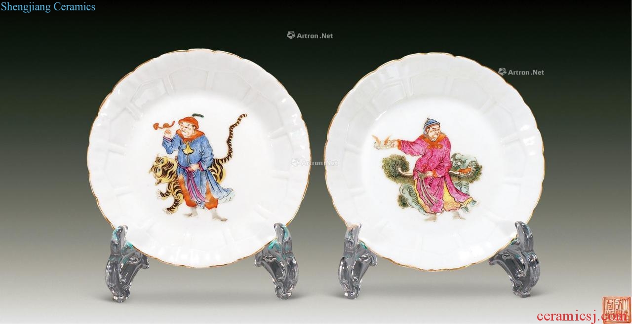 Qing xianfeng famille rose up chunks figure plate (a)