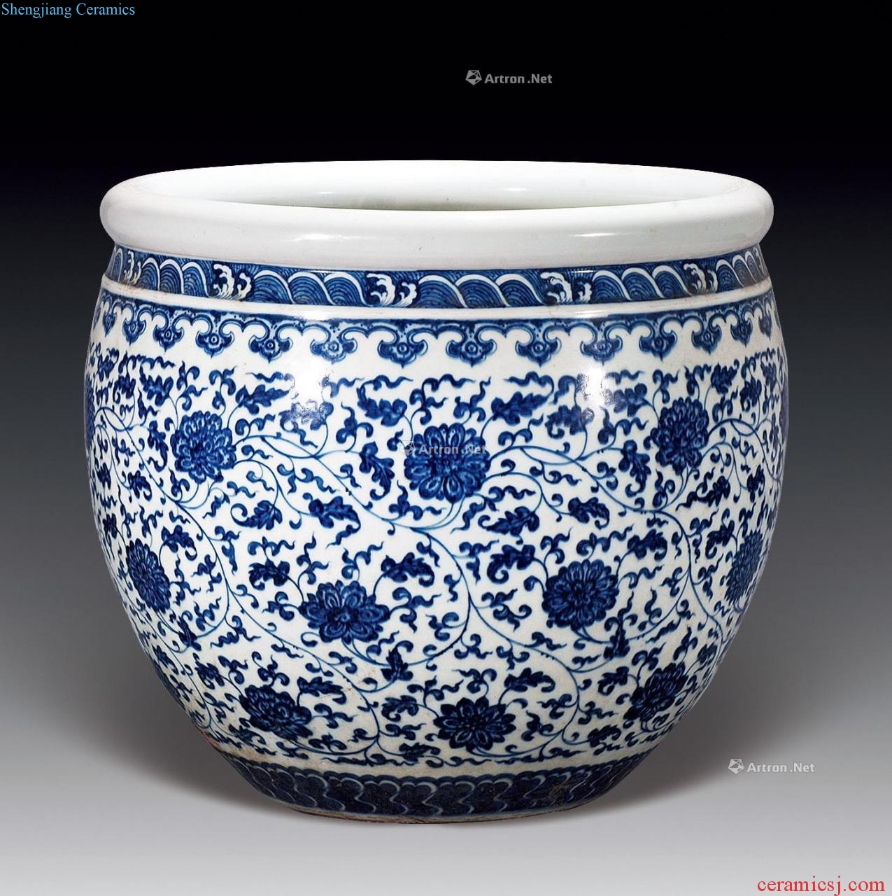 Mid qing Blue and white lotus flower to admire the cylinder