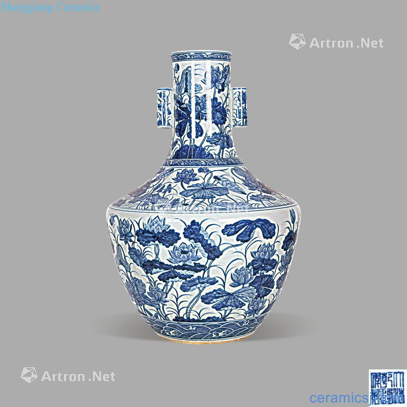 Qing dynasty blue and white "lotus pond fun" penetration ears