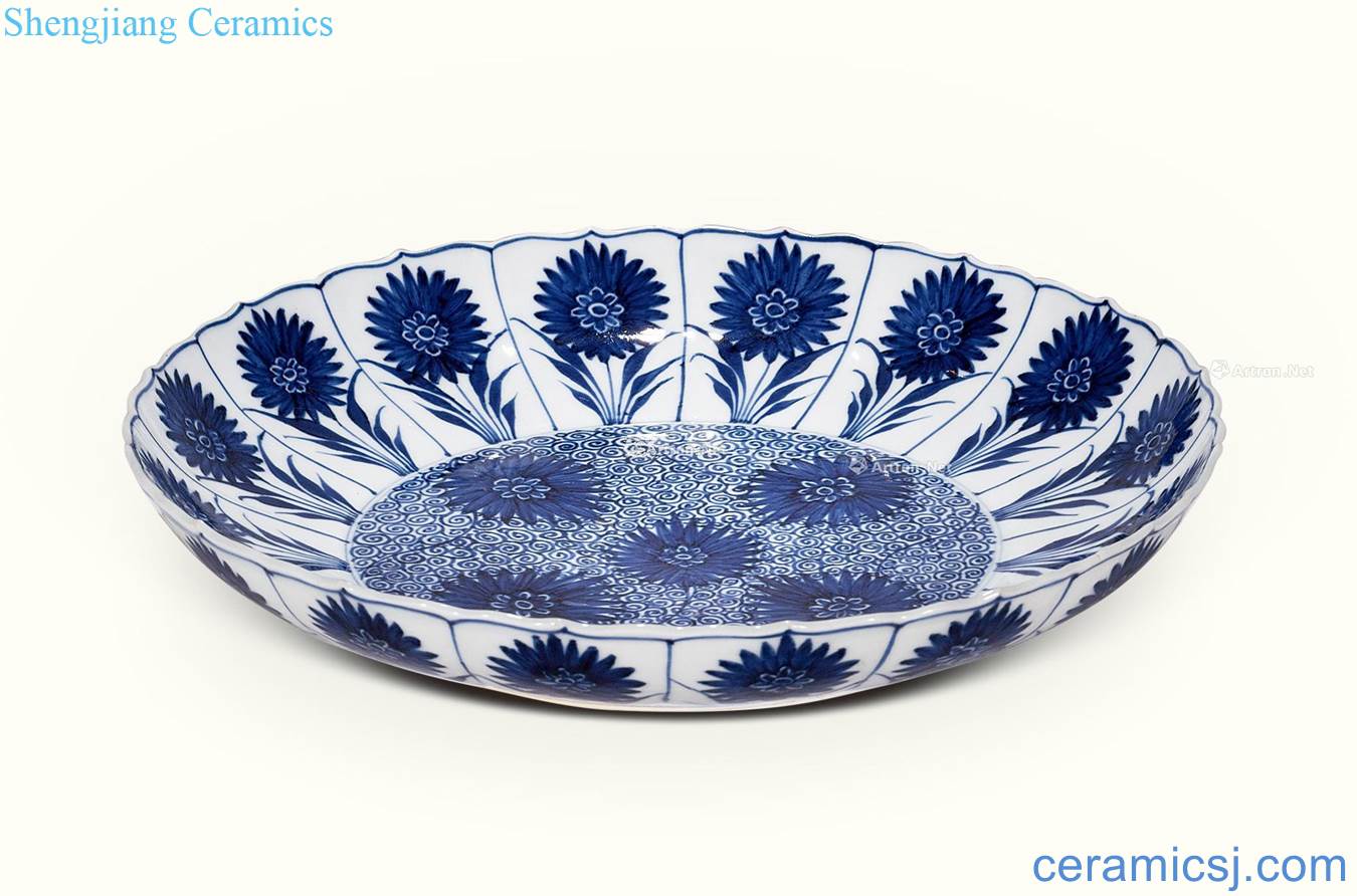 The qing emperor kangxi Blue and white flower tray