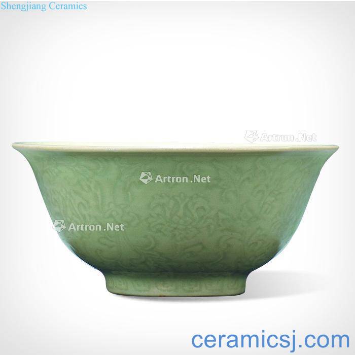 Ming Longquan celadon scratching flowers green-splashed bowls