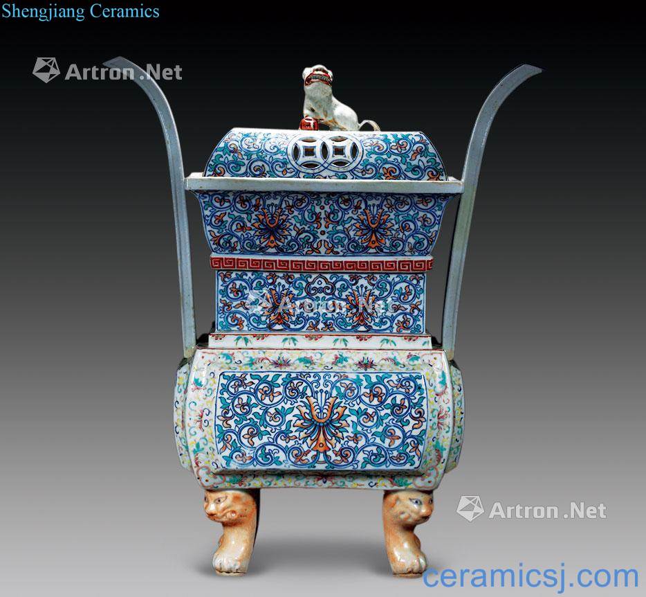 Qing qianlong pastel and bucket color lotus flower sweet fume