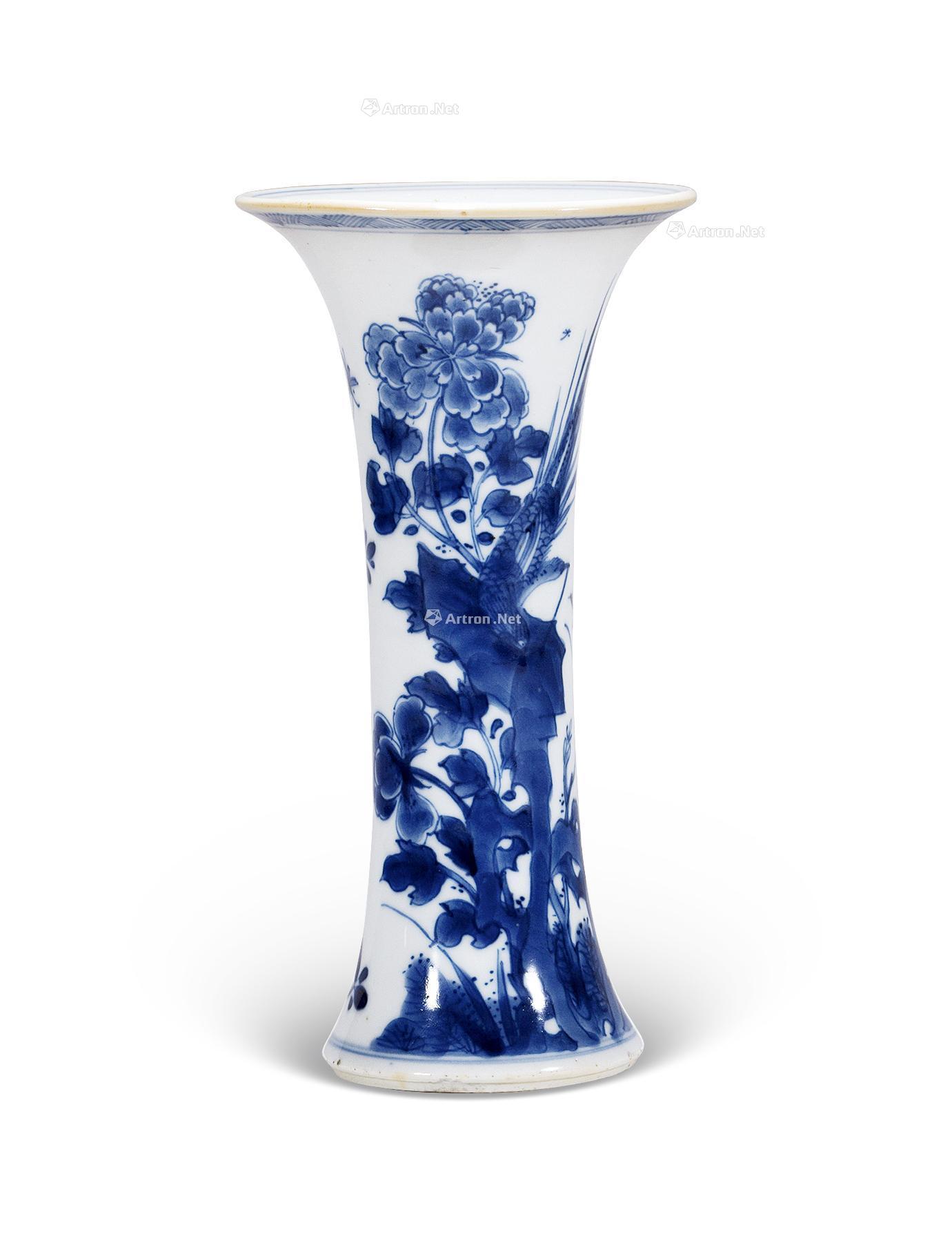 Qing dynasty blue and white pheasant peony grains vase with flowers