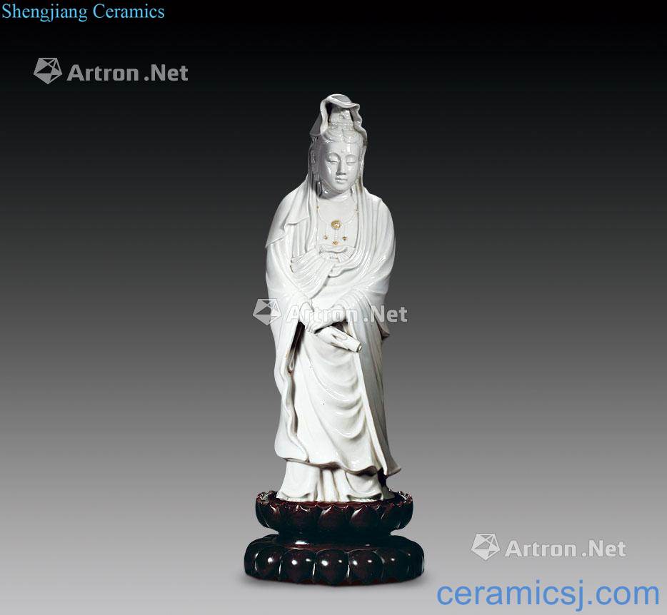 Dehua kiln guanyin stands resemble