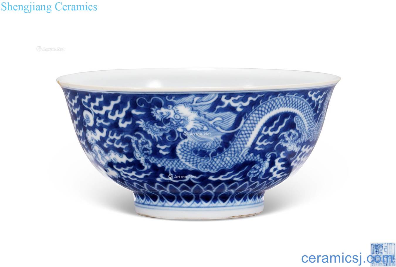 Qing qianlong Blue and white dragon playing bead green-splashed bowls