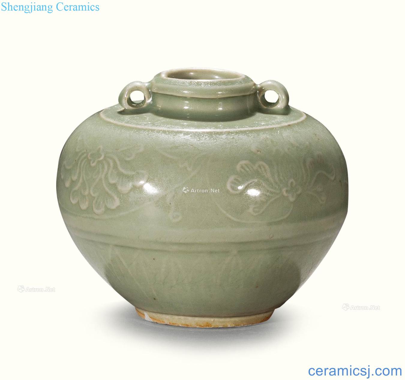Ming Longquan celadon green glaze dark moment bound branch treasure phase grain double tank