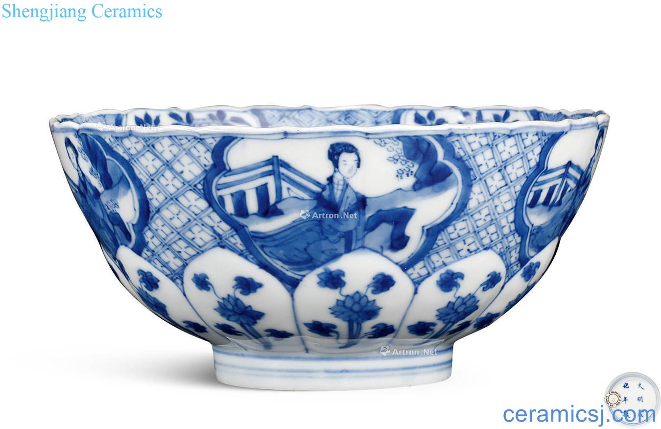 The qing emperor kangxi Blue and white medallion had a lotus-shaped bowl